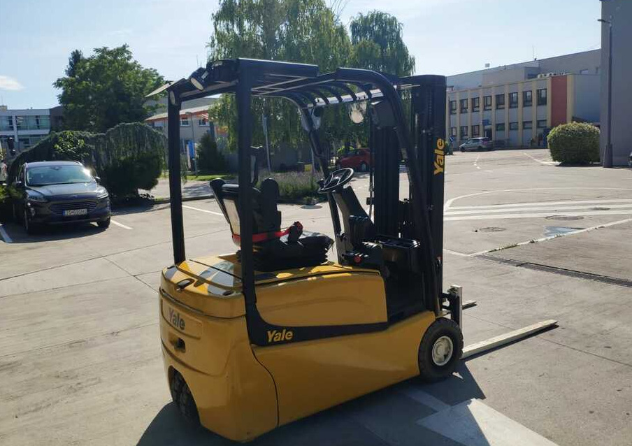 Yale ERP16 VT - Elektrinis krautuvas: foto 3 Yale ERP16 VT - Elektrinis krautuvas: foto 3