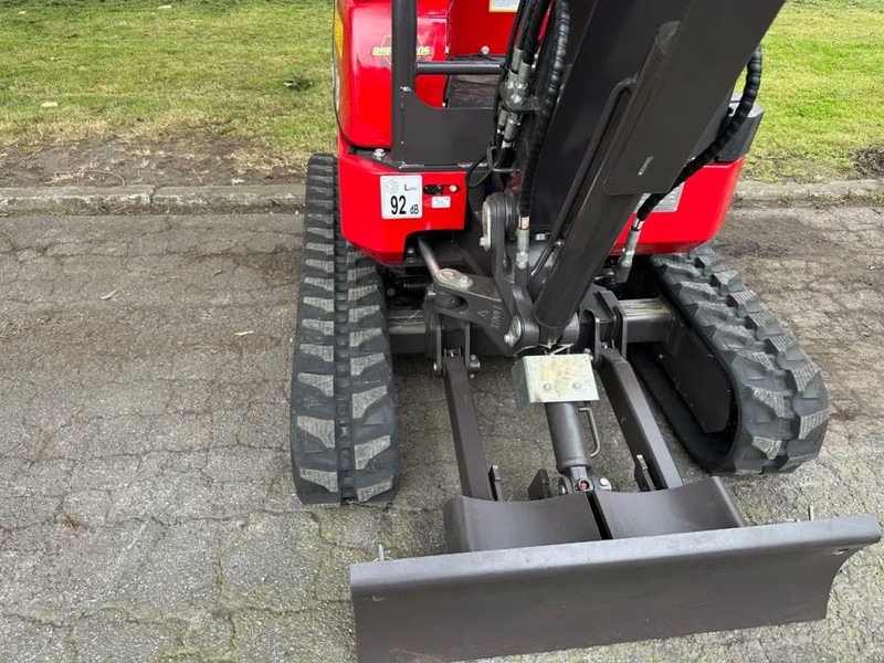 Rhino Rhinoceros XN18 - Mini ekskavatorius: foto 5 Rhino Rhinoceros XN18 - Mini ekskavatorius: foto 5