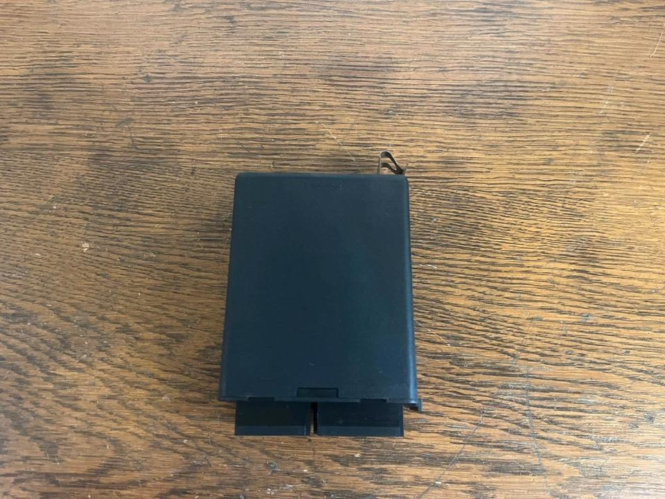 Mercedes-Benz Funkfernbedienung VDO Steuergerät 24V A0004460018 - Atsarginės dalys: foto 5 Mercedes-Benz Funkfernbedienung VDO Steuergerät 24V A0004460018 - Atsarginės dalys: foto 5