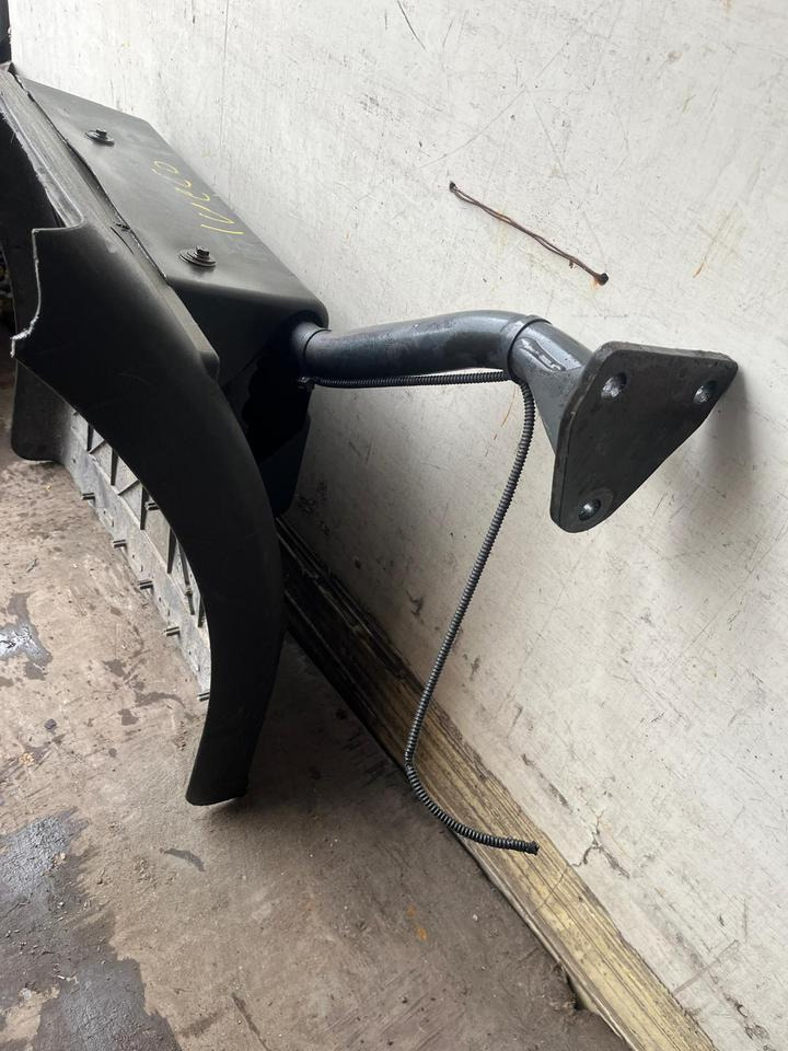 IVECO Stralis 450 Kotflügel vorne rechts 41299389 / 41299388 - Sparnas - Sunkvežimis: foto 4 IVECO Stralis 450 Kotflügel vorne rechts 41299389 / 41299388 - Sparnas - Sunkvežimis: foto 4