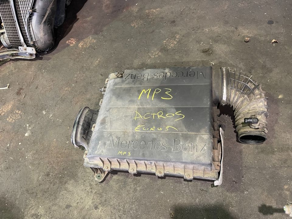 MERCEDES ACTROS MP3 Luftfilter Luftfilterkasten - Oro filtras - Sunkvežimis: foto 1 MERCEDES ACTROS MP3 Luftfilter Luftfilterkasten - Oro filtras - Sunkvežimis: foto 1