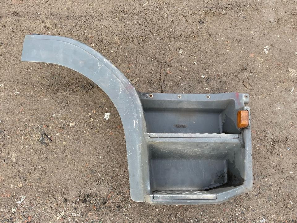 Mercedes ATEGO 12TN Einstieg Rechts Kotflügel - Pamina - Sunkvežimis: foto 2 Mercedes ATEGO 12TN Einstieg Rechts Kotflügel - Pamina - Sunkvežimis: foto 2