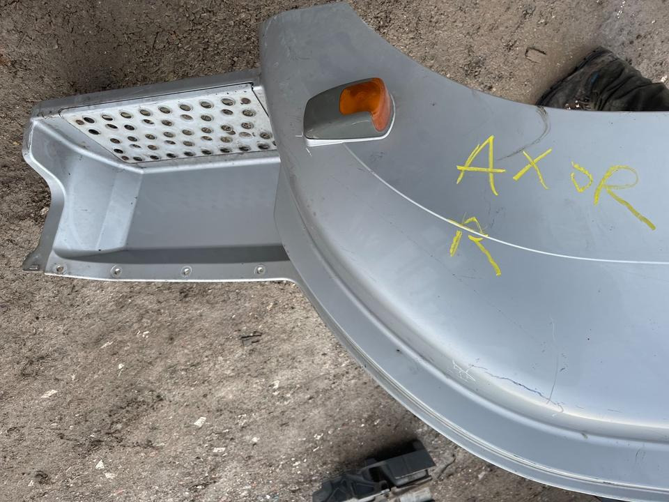 Mercedes AXOR Einstieg Rechts Kotflügel - Pamina - Sunkvežimis: foto 3 Mercedes AXOR Einstieg Rechts Kotflügel - Pamina - Sunkvežimis: foto 3