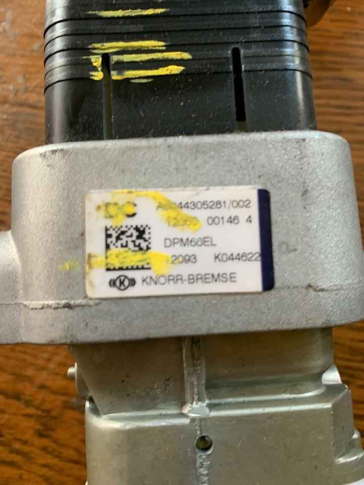 Mercedes Actros Handknorrbremse A 004 430 5281 - Pavarų svirtis - Sunkvežimis: foto 2 Mercedes Actros Handknorrbremse A 004 430 5281 - Pavarų svirtis - Sunkvežimis: foto 2