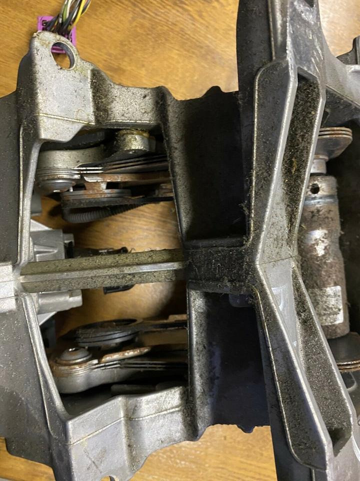 Mercedes Actros MP4 Lenksäule Lenkung - Vairo kolonėlė - Sunkvežimis: foto 5 Mercedes Actros MP4 Lenksäule Lenkung - Vairo kolonėlė - Sunkvežimis: foto 5