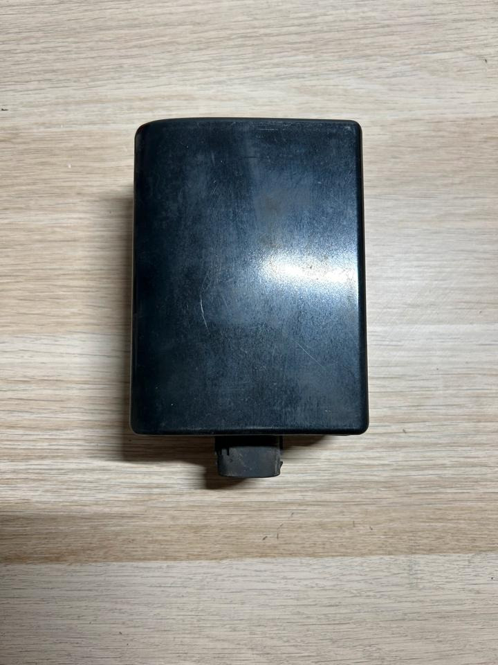 Mercedes Actros MP4 Radarsensor A0004461549 - Jutiklis - Sunkvežimis: foto 2 Mercedes Actros MP4 Radarsensor A0004461549 - Jutiklis - Sunkvežimis: foto 2