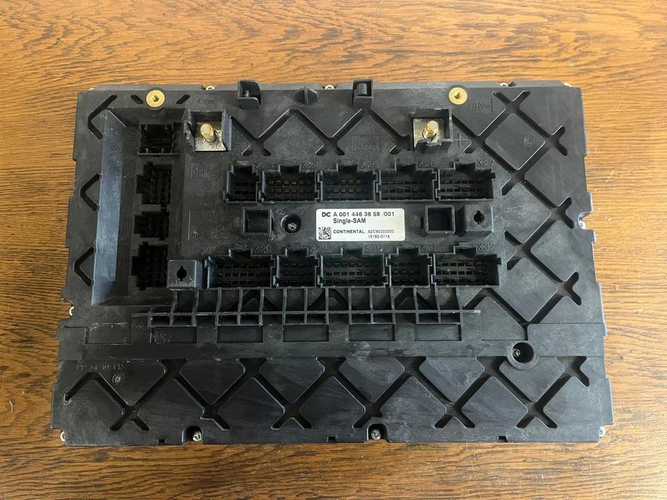 Mercedes Actros MP4 Single-SAM Sicherungskasten A0014463658 - Saugiklis - Sunkvežimis: foto 4 Mercedes Actros MP4 Single-SAM Sicherungskasten A0014463658 - Saugiklis - Sunkvežimis: foto 4