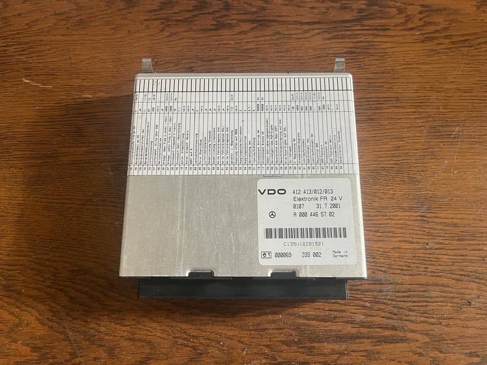 Mercedes Atego Elektronik FR VDO Steuergerät A0004465702 - Valdymo blokas: foto 2 Mercedes Atego Elektronik FR VDO Steuergerät A0004465702 - Valdymo blokas: foto 2