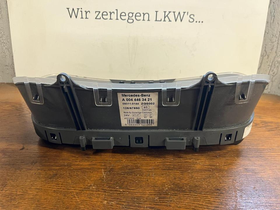 Mercedes Atego Kombiinstrument / Tacho A0044463421 - Prietaisų skydas - Sunkvežimis: foto 4 Mercedes Atego Kombiinstrument / Tacho A0044463421 - Prietaisų skydas - Sunkvežimis: foto 4