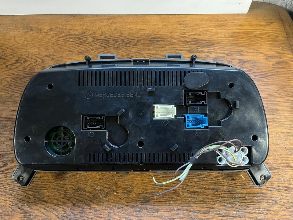 Mercedes Atego Kombiinstrument / Tacho A0044463421 - Prietaisų skydas - Sunkvežimis: foto 5 Mercedes Atego Kombiinstrument / Tacho A0044463421 - Prietaisų skydas - Sunkvežimis: foto 5