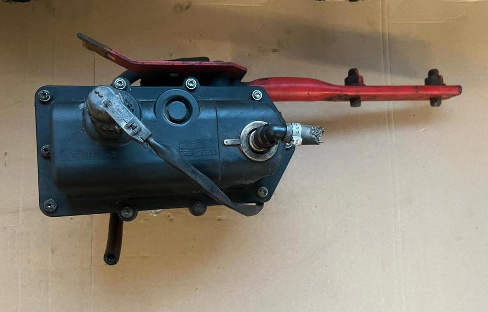 Mercedes-Benz Actros Atego EU4 EU5 AdBlue Pumpe A0001401578 - Kuro siurblys - Sunkvežimis: foto 1 Mercedes-Benz Actros Atego EU4 EU5 AdBlue Pumpe A0001401578 - Kuro siurblys - Sunkvežimis: foto 1