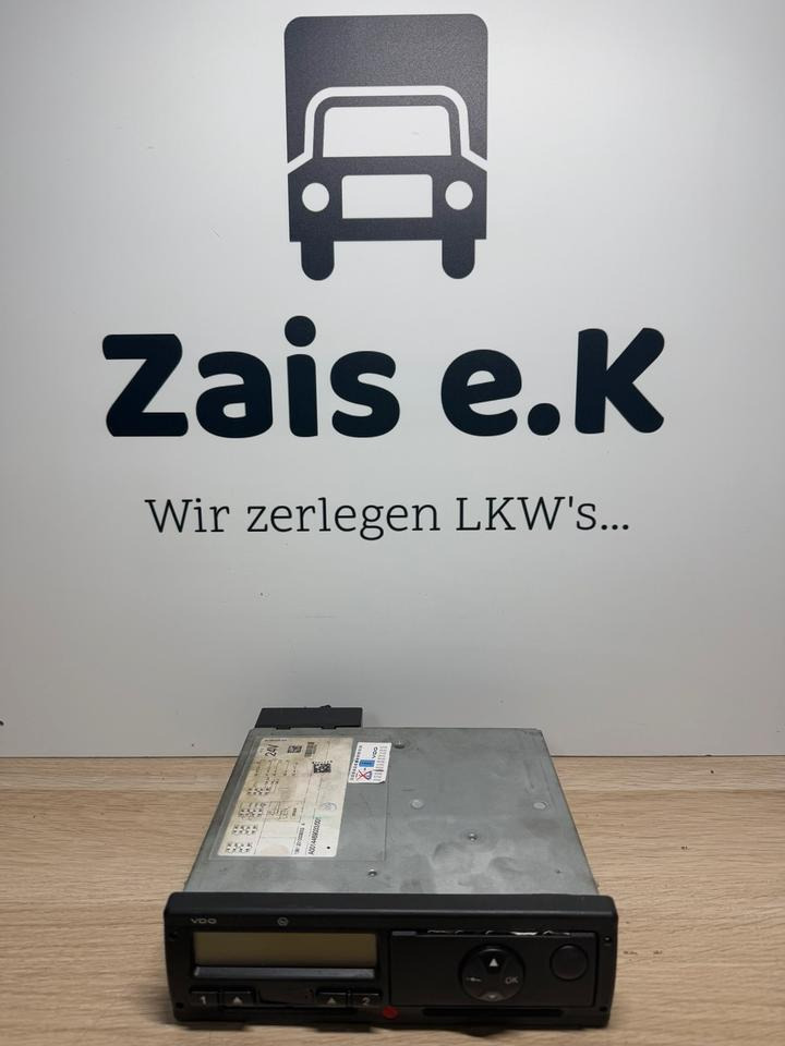 Mercedes Benz Actros MP4 VDO Tachograph A0014469033 - Tachografas: foto 1 Mercedes Benz Actros MP4 VDO Tachograph A0014469033 - Tachografas: foto 1