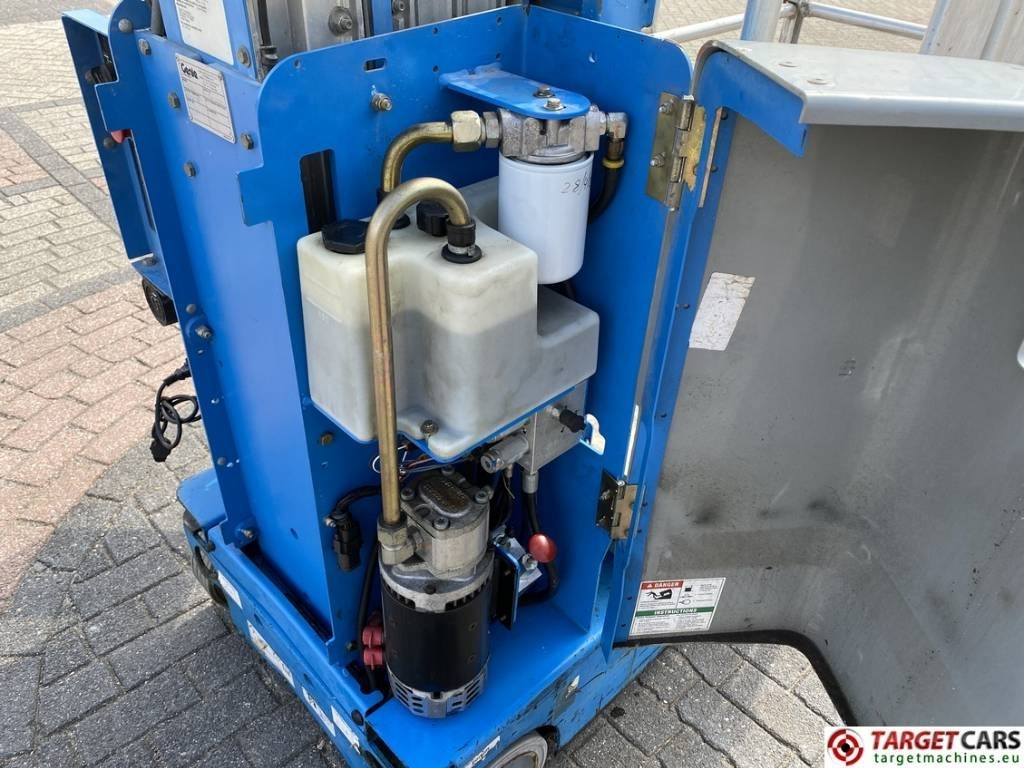 Stiebinis keltuvas Genie GR-15 Runabout Electric Vertical Mast Lift 652cm: foto 13