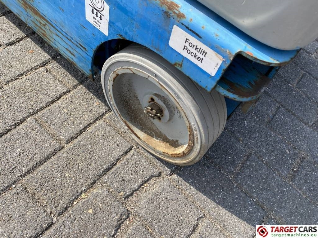 Stiebinis keltuvas Genie GR-15 Runabout Electric Vertical Mast Lift 652cm: foto 21