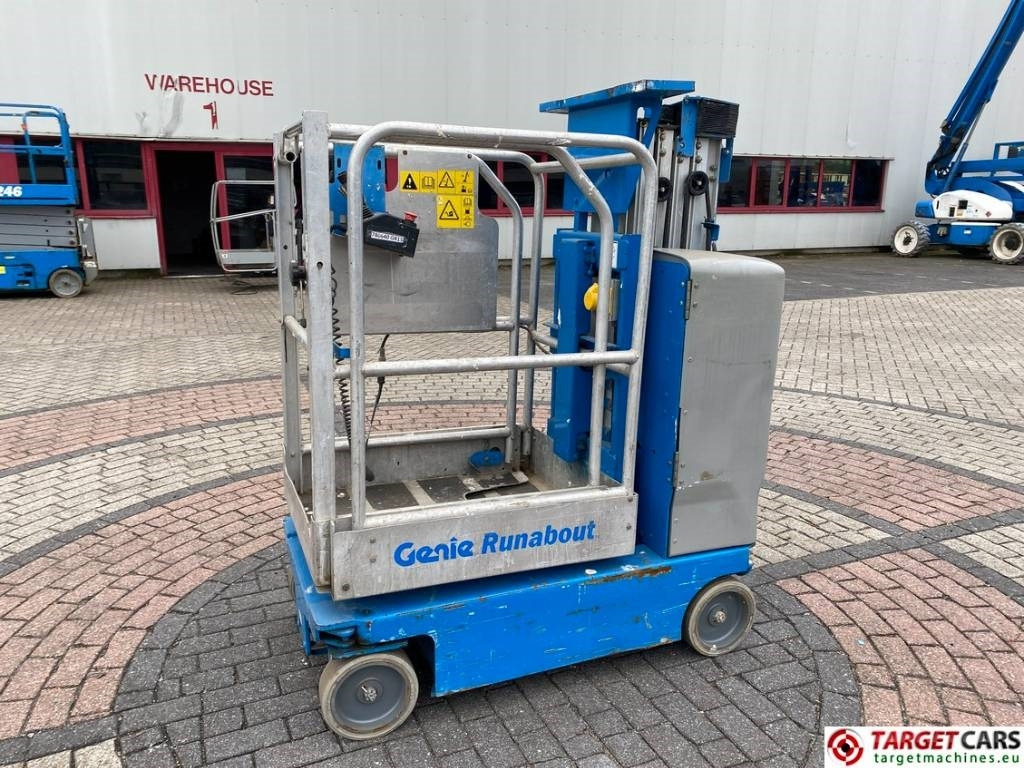 Genie GR15 Runabout Electric Vertical Mast Lift 652cm - Stiebinis keltuvas: foto 1 Genie GR15 Runabout Electric Vertical Mast Lift 652cm - Stiebinis keltuvas: foto 1