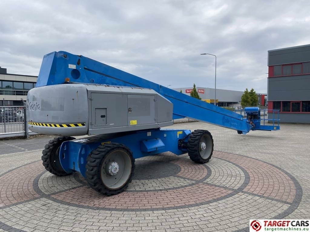 Genie S-100HD Articulated 4x4x4 Diesel Boom Lift 3248cm - Teleskopinis keltuvas: foto 3 Genie S-100HD Articulated 4x4x4 Diesel Boom Lift 3248cm - Teleskopinis keltuvas: foto 3