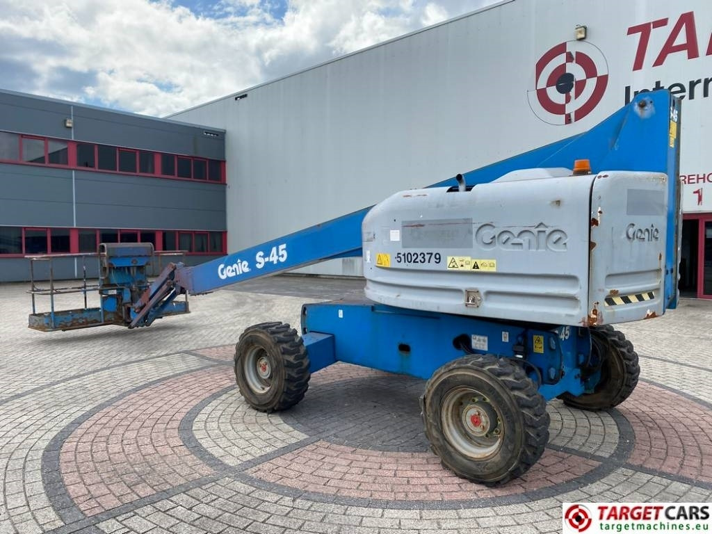 Genie S-45 Telescopic 4x4 Diesel Boom Work Lift 1572cm - Teleskopinis keltuvas: foto 4 Genie S-45 Telescopic 4x4 Diesel Boom Work Lift 1572cm - Teleskopinis keltuvas: foto 4