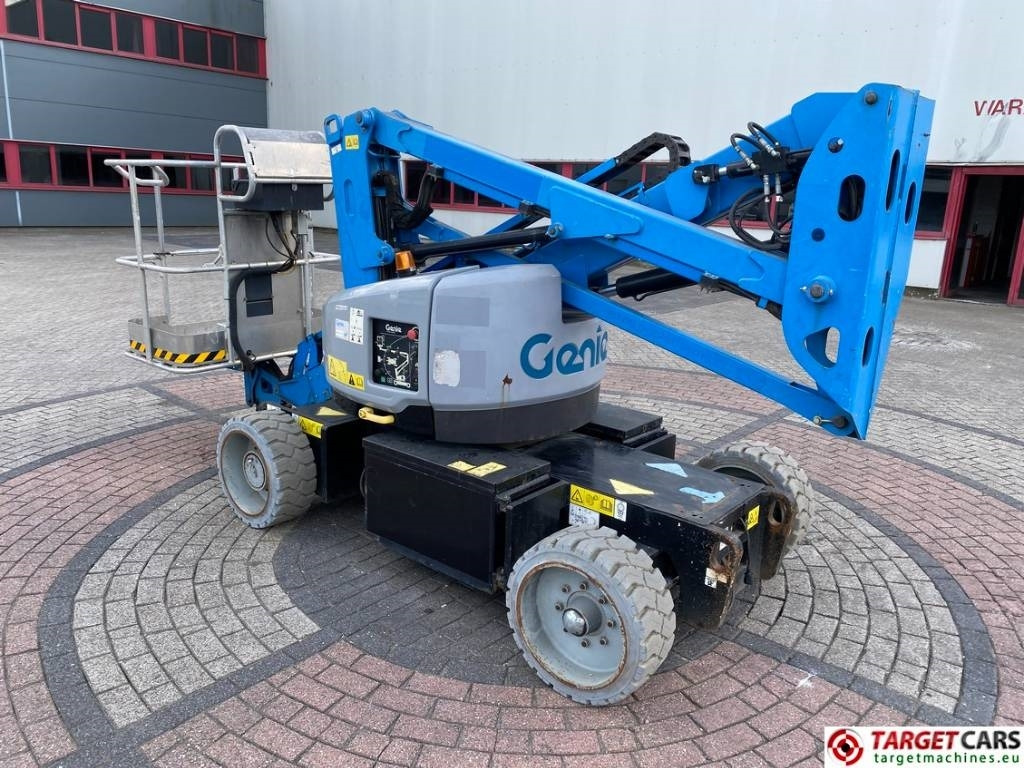 Genie Z-33/18 Electric Articulated Boom Work Lift 1200cm - Alkūninis keltuvas: foto 4 Genie Z-33/18 Electric Articulated Boom Work Lift 1200cm - Alkūninis keltuvas: foto 4