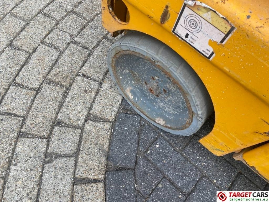 Žirklinis keltuvas Haulotte Compact 8 Electric Scissor Work Lift 818cm: foto 23