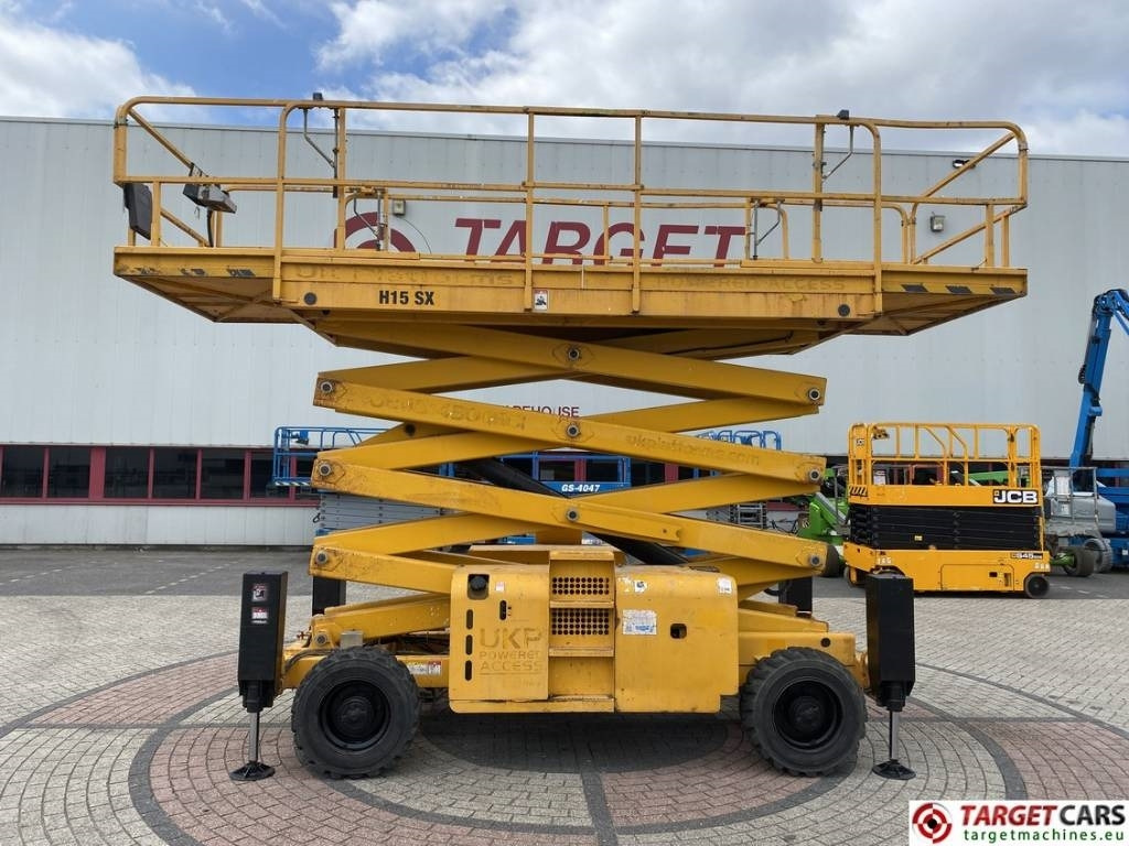 Haulotte H15SXNT Diesel H15SX 4x4 Scissor Work Lift 1500cm - Žirklinis keltuvas: foto 5 Haulotte H15SXNT Diesel H15SX 4x4 Scissor Work Lift 1500cm - Žirklinis keltuvas: foto 5