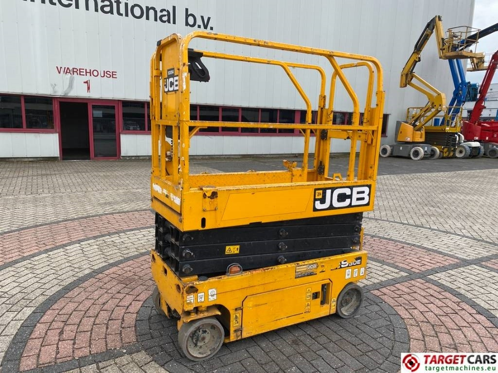 JCB S1930E Electric Scissor Work Lift 780cm - Žirklinis keltuvas: foto 1 JCB S1930E Electric Scissor Work Lift 780cm - Žirklinis keltuvas: foto 1