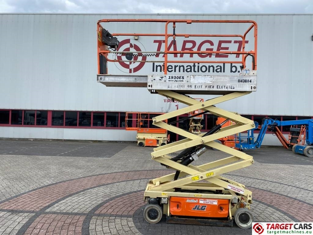 JLG 1930ES Electric Scissor Work Lift 772cm - Žirklinis keltuvas: foto 5 JLG 1930ES Electric Scissor Work Lift 772cm - Žirklinis keltuvas: foto 5