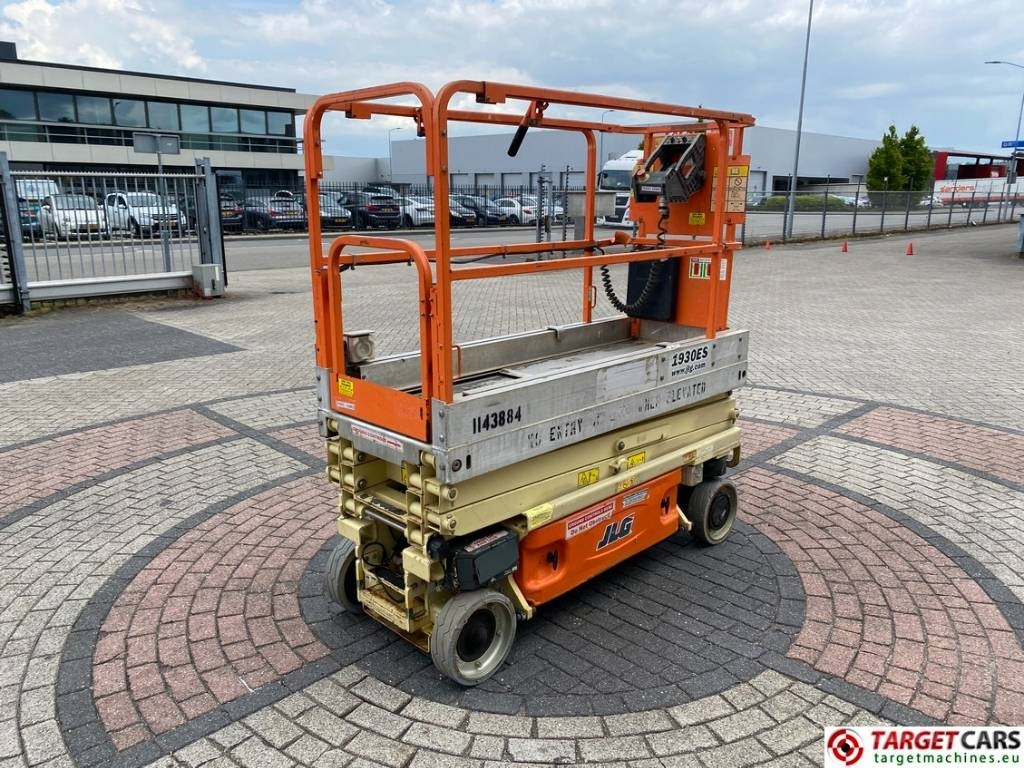 JLG 1930ES Electric Scissor Work Lift 772cm - Žirklinis keltuvas: foto 3 JLG 1930ES Electric Scissor Work Lift 772cm - Žirklinis keltuvas: foto 3