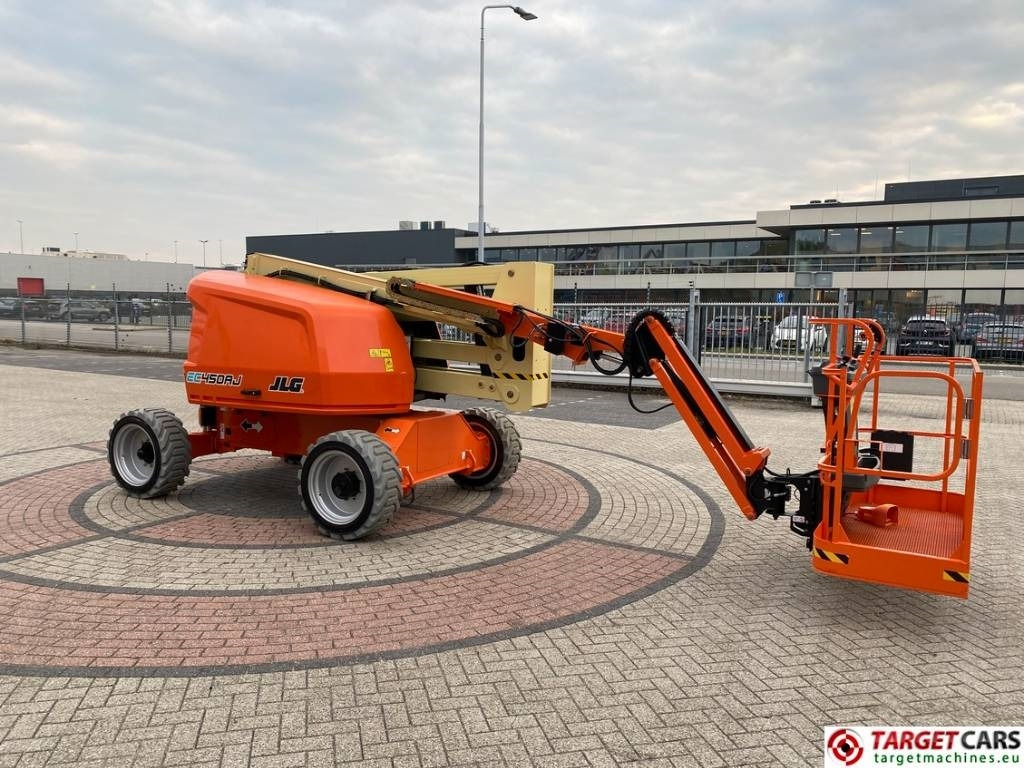 JLG EC450AJ Lithium-Ion Articulated Boom Lift 1572cm - Alkūninis keltuvas: foto 2 JLG EC450AJ Lithium-Ion Articulated Boom Lift 1572cm - Alkūninis keltuvas: foto 2