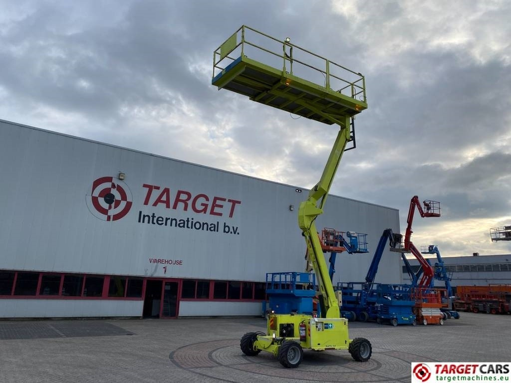MEC 2684RT Diesel 4x4 Scissor Lift Speed-Level 992cm - Žirklinis keltuvas: foto 5 MEC 2684RT Diesel 4x4 Scissor Lift Speed-Level 992cm - Žirklinis keltuvas: foto 5