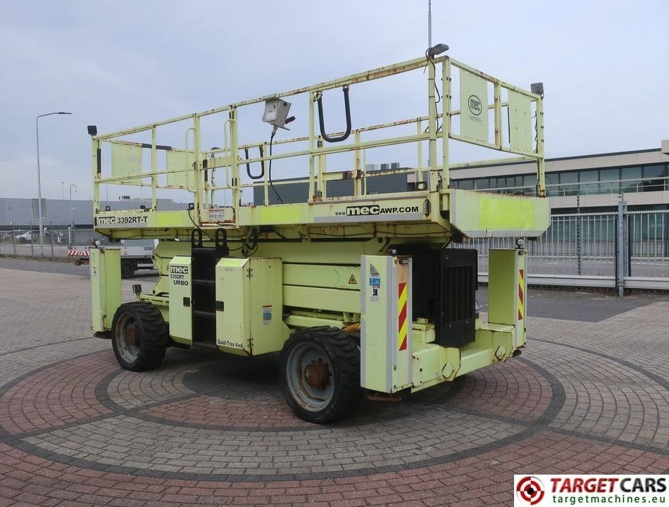 MEC 3392RT-T Diesel 4x4 Scissor Work LIft 1200cm - Žirklinis keltuvas: foto 2 MEC 3392RT-T Diesel 4x4 Scissor Work LIft 1200cm - Žirklinis keltuvas: foto 2