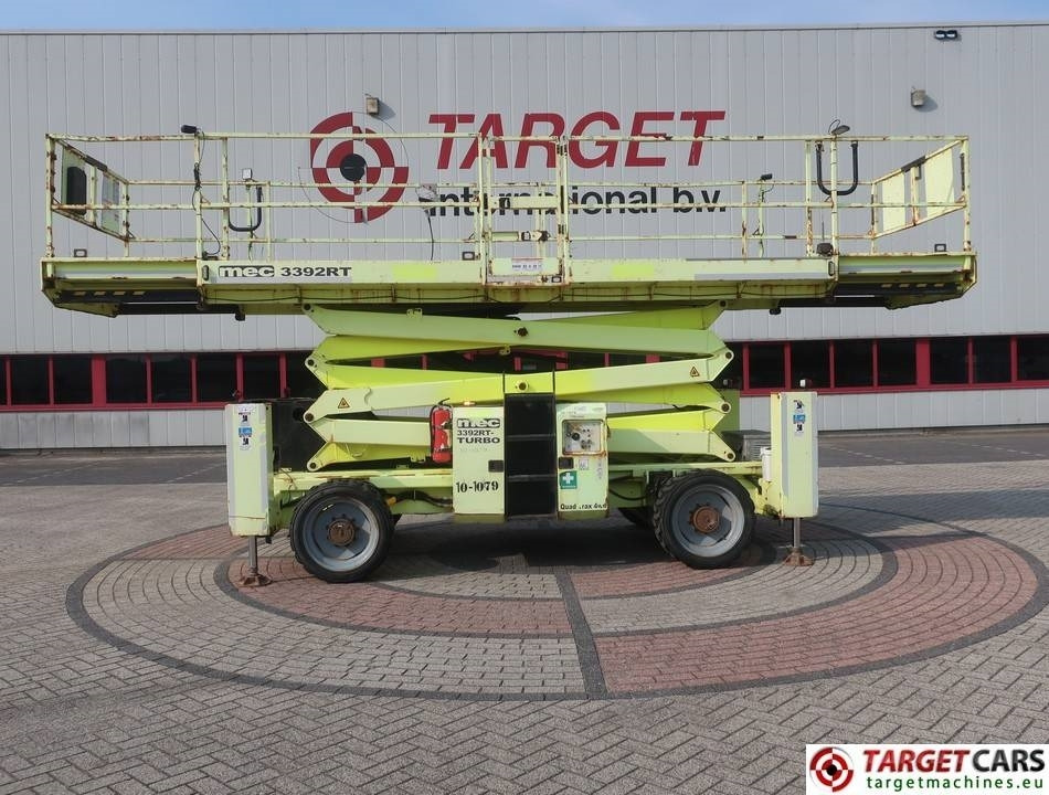 MEC 3392RT-T Diesel 4x4 Scissor Work Lift 1200cm - Žirklinis keltuvas: foto 5 MEC 3392RT-T Diesel 4x4 Scissor Work Lift 1200cm - Žirklinis keltuvas: foto 5