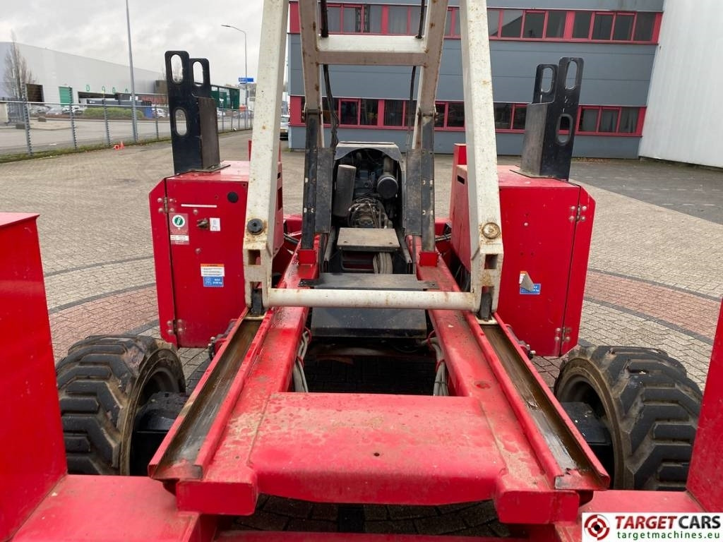 Žirklinis keltuvas MEC 6092RT Diesel 4x4 Scissor Work Lift 2020cm: foto 32 Žirklinis keltuvas MEC 6092RT Diesel 4x4 Scissor Work Lift 2020cm: foto 32