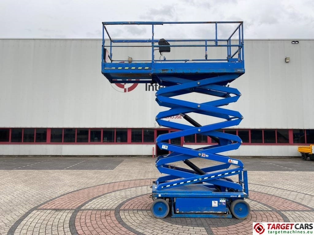 SkyJack SJ4732 Electric 4732 Scissor Work Lift 1165cm - Žirklinis keltuvas: foto 4 SkyJack SJ4732 Electric 4732 Scissor Work Lift 1165cm - Žirklinis keltuvas: foto 4