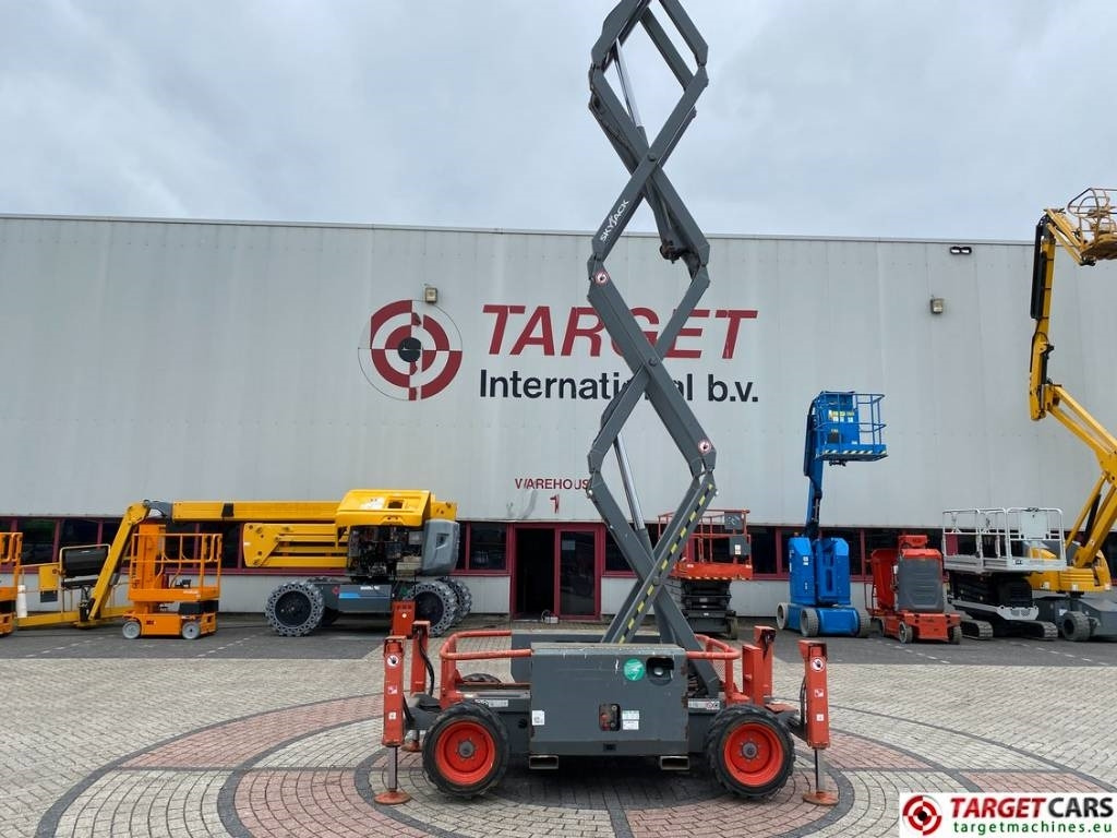 Žirklinis keltuvas SkyJack SJ6826 RT Diesel 4x4 Scissor Work Lift 992cm: foto 19