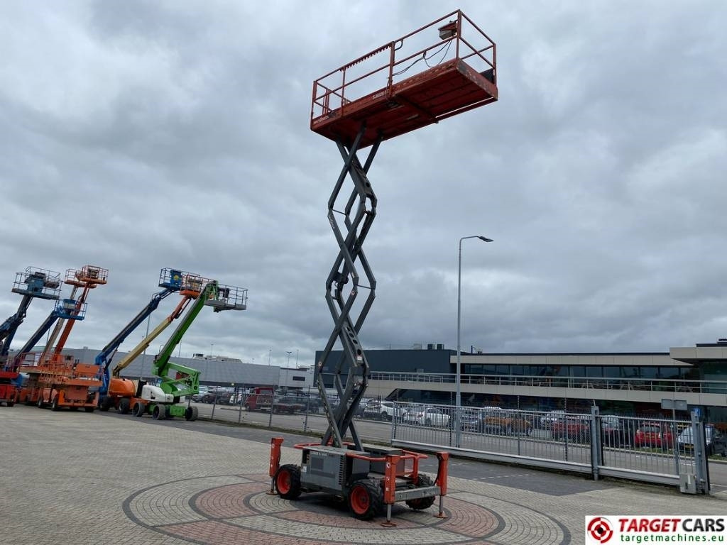 Žirklinis keltuvas SkyJack SJ6826 RT Diesel 4x4 Scissor Work Lift 992cm: foto 7