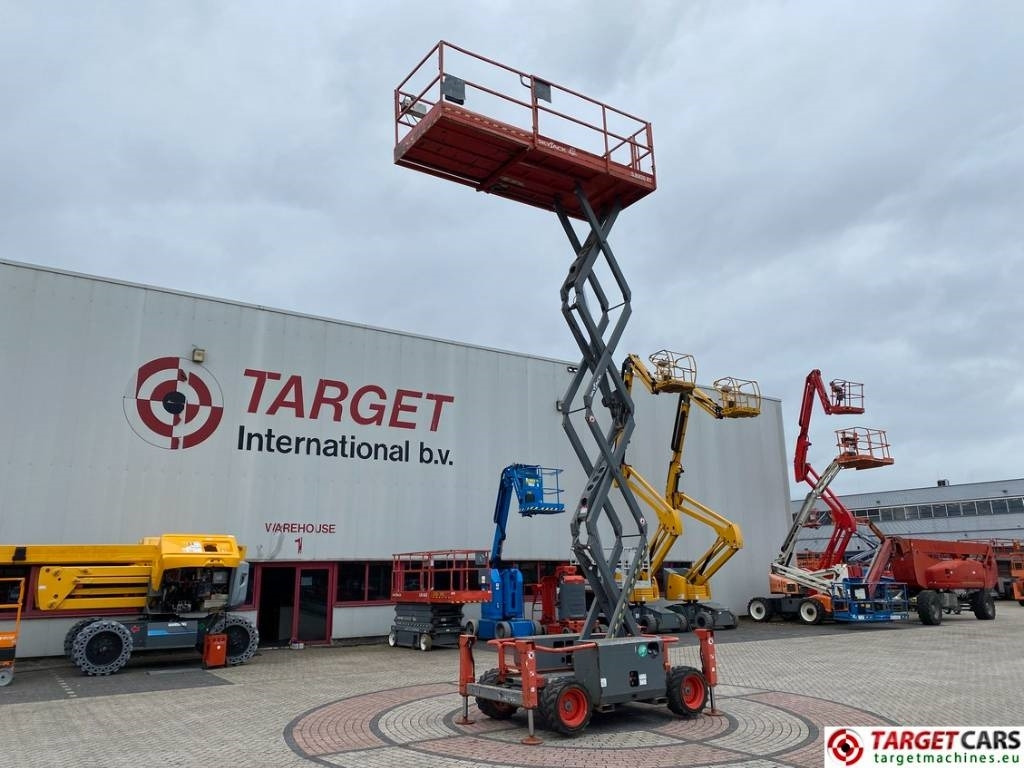 Žirklinis keltuvas SkyJack SJ6826 RT Diesel 4x4 Scissor Work Lift 992cm: foto 6