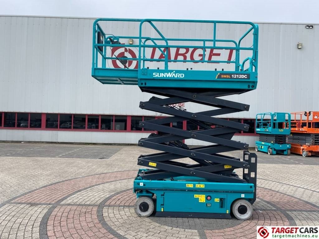 Sunward SWSL1212DC Electric Scissor Work LIft 1200cm - Žirklinis keltuvas: foto 5 Sunward SWSL1212DC Electric Scissor Work LIft 1200cm - Žirklinis keltuvas: foto 5
