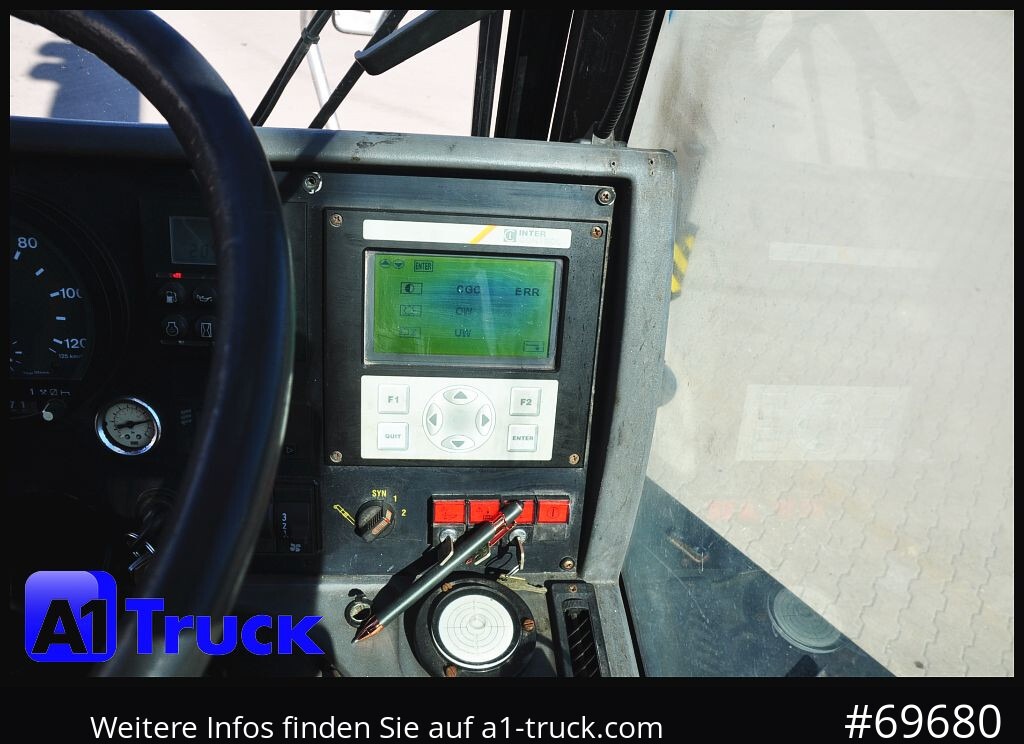 DEMAG AC 40-1 City, Mobilkran, Klappspitze, - Autokranas: foto 3 DEMAG AC 40-1 City, Mobilkran, Klappspitze, - Autokranas: foto 3