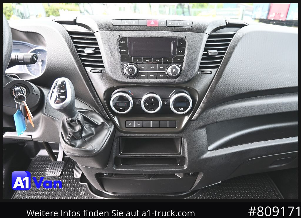 IVECO Daily 35S16 A8V, Hi-Matic, Klima, ZV - Krovininis mikroautobusas: foto 4 IVECO Daily 35S16 A8V, Hi-Matic, Klima, ZV - Krovininis mikroautobusas: foto 4