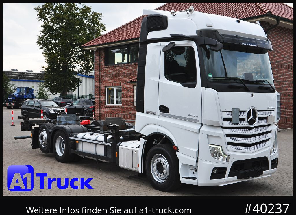 MERCEDES-BENZ 2545, Multi BDF, Wechsler, 7.45-7.82, MIDI, Liftachse - Kita technika: foto 1 MERCEDES-BENZ 2545, Multi BDF, Wechsler, 7.45-7.82, MIDI, Liftachse - Kita technika: foto 1