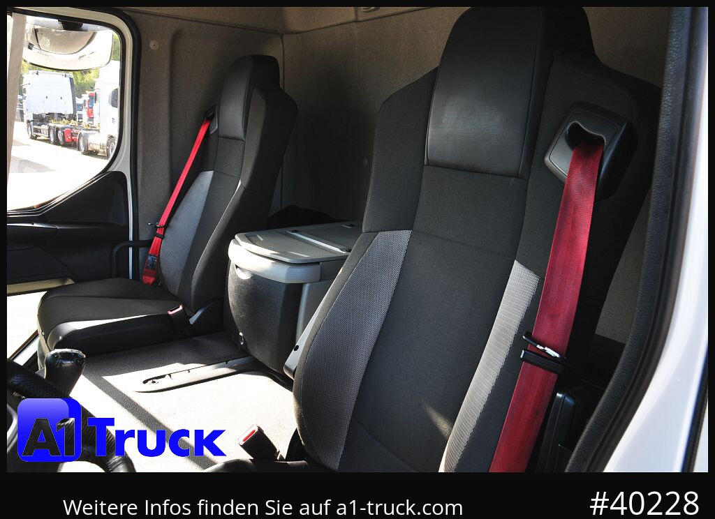 RENAULT D 280,  4x2, Ladebordwand, LBW, TÜV 06/2026 - Tentinis sunkvežimis: foto 3 RENAULT D 280,  4x2, Ladebordwand, LBW, TÜV 06/2026 - Tentinis sunkvežimis: foto 3