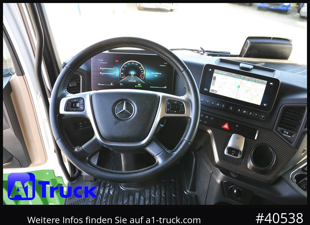 MERCEDES-BENZ 4158 BL 8x4, neues Model, guter Zustand - Vilkikas: foto 3 MERCEDES-BENZ 4158 BL 8x4, neues Model, guter Zustand - Vilkikas: foto 3