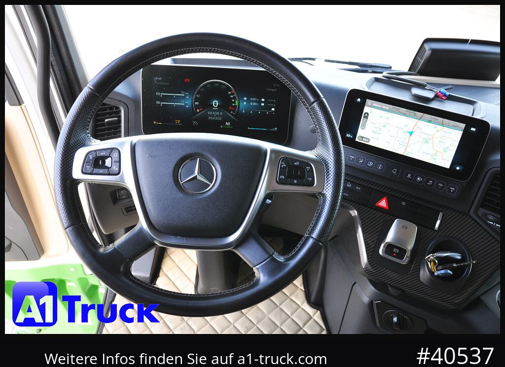 MERCEDES-BENZ 4158 BL 8x4, neues Model, guter Zustand - Vilkikas: foto 3 MERCEDES-BENZ 4158 BL 8x4, neues Model, guter Zustand - Vilkikas: foto 3