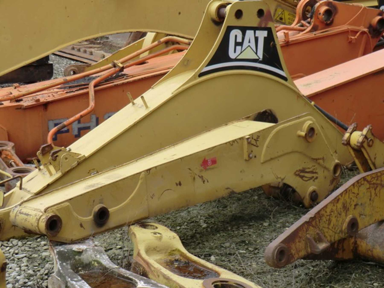 Caterpillar 438C BRACCIO POSTERIORE - Strėlė - Statybinė technika: foto 4 Caterpillar 438C BRACCIO POSTERIORE - Strėlė - Statybinė technika: foto 4