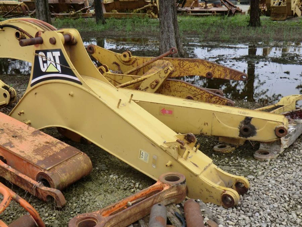 Caterpillar 438C BRACCIO POSTERIORE - Strėlė - Statybinė technika: foto 2 Caterpillar 438C BRACCIO POSTERIORE - Strėlė - Statybinė technika: foto 2