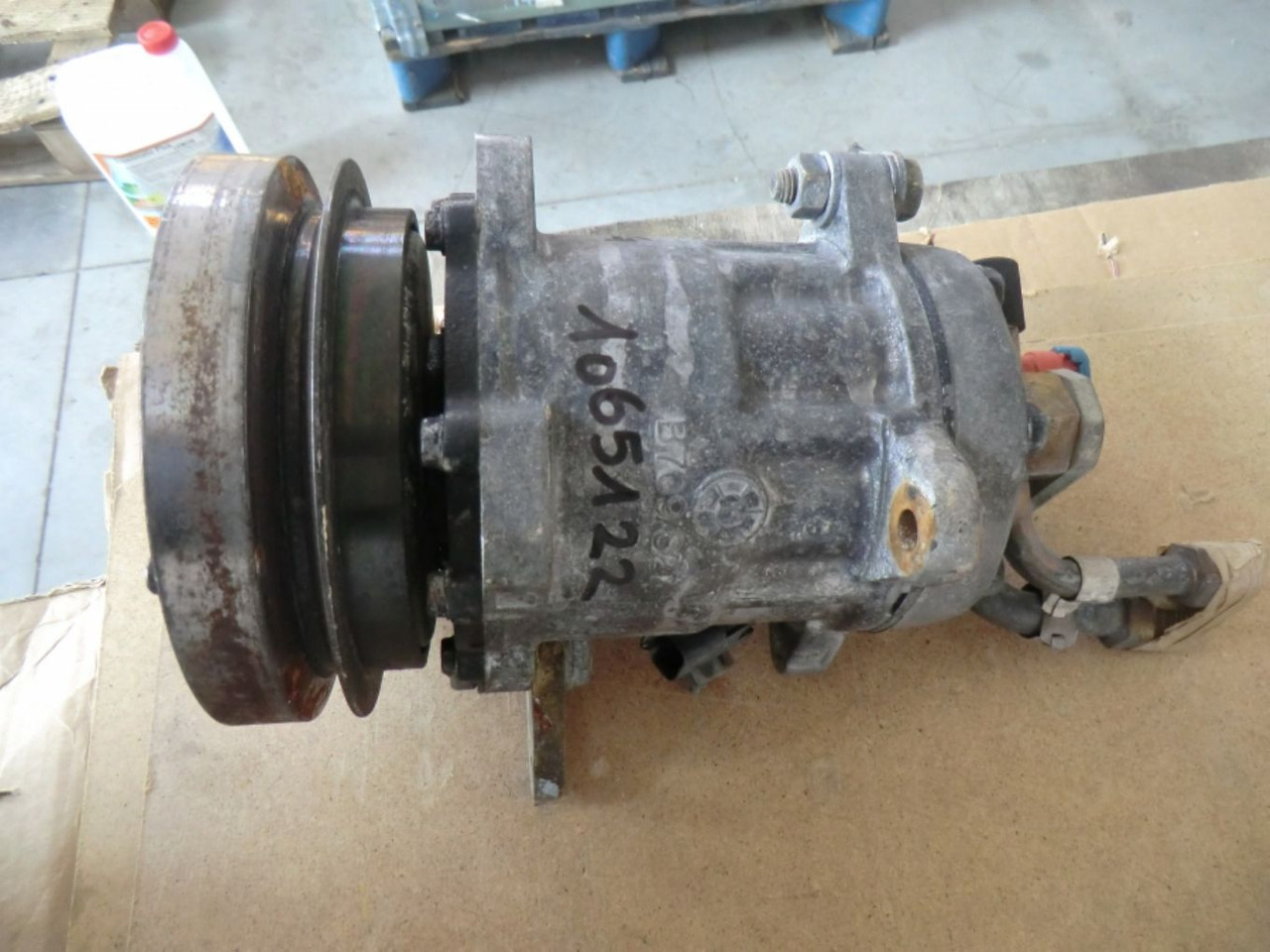 Caterpillar 928G COMPRESSORE ARIA CONDIZIONATA - Kondicionieriaus kompresorius - Statybinė technika: foto 2 Caterpillar 928G COMPRESSORE ARIA CONDIZIONATA - Kondicionieriaus kompresorius - Statybinė technika: foto 2