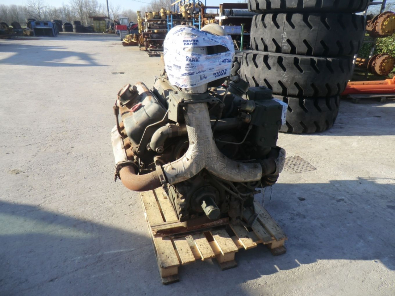 DETROIT DIESEL 8V53 MOTORE MARINO USATO COMPLETO DI TURBO E MOTORINO DI AVVIAMENTO. - Variklis - Statybinė technika: foto 5 DETROIT DIESEL 8V53 MOTORE MARINO USATO COMPLETO DI TURBO E MOTORINO DI AVVIAMENTO. - Variklis - Statybinė technika: foto 5