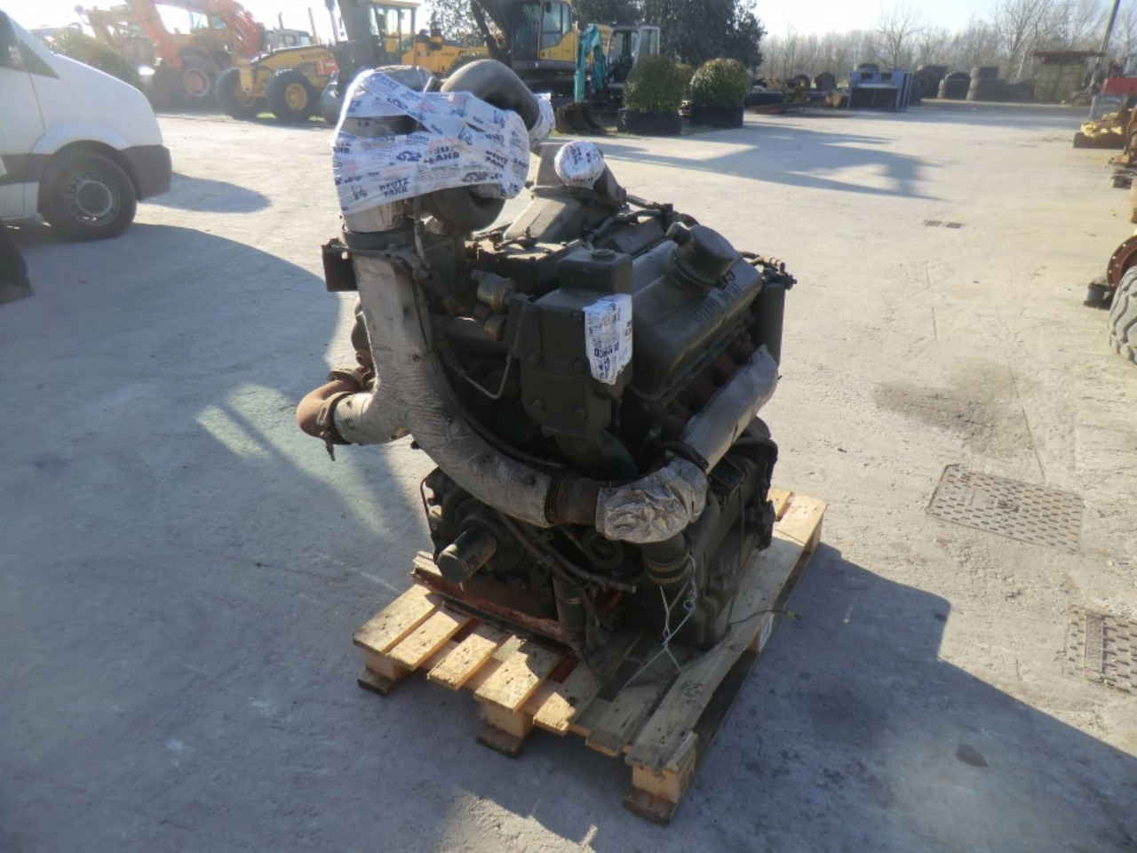 DETROIT DIESEL 8V53 MOTORE MARINO USATO COMPLETO DI TURBO E MOTORINO DI AVVIAMENTO. - Variklis - Statybinė technika: foto 1 DETROIT DIESEL 8V53 MOTORE MARINO USATO COMPLETO DI TURBO E MOTORINO DI AVVIAMENTO. - Variklis - Statybinė technika: foto 1