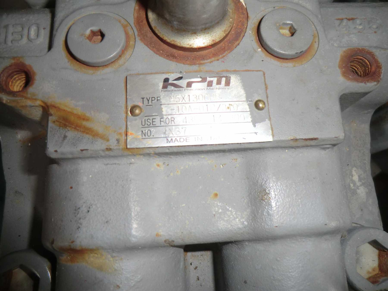 HITACHI ZX240 BAS RIDUTTORE DI ROTAZIONE APERTO E CONTROLLATO. - Transmisija - Statybinė technika: foto 4 HITACHI ZX240 BAS RIDUTTORE DI ROTAZIONE APERTO E CONTROLLATO. - Transmisija - Statybinė technika: foto 4