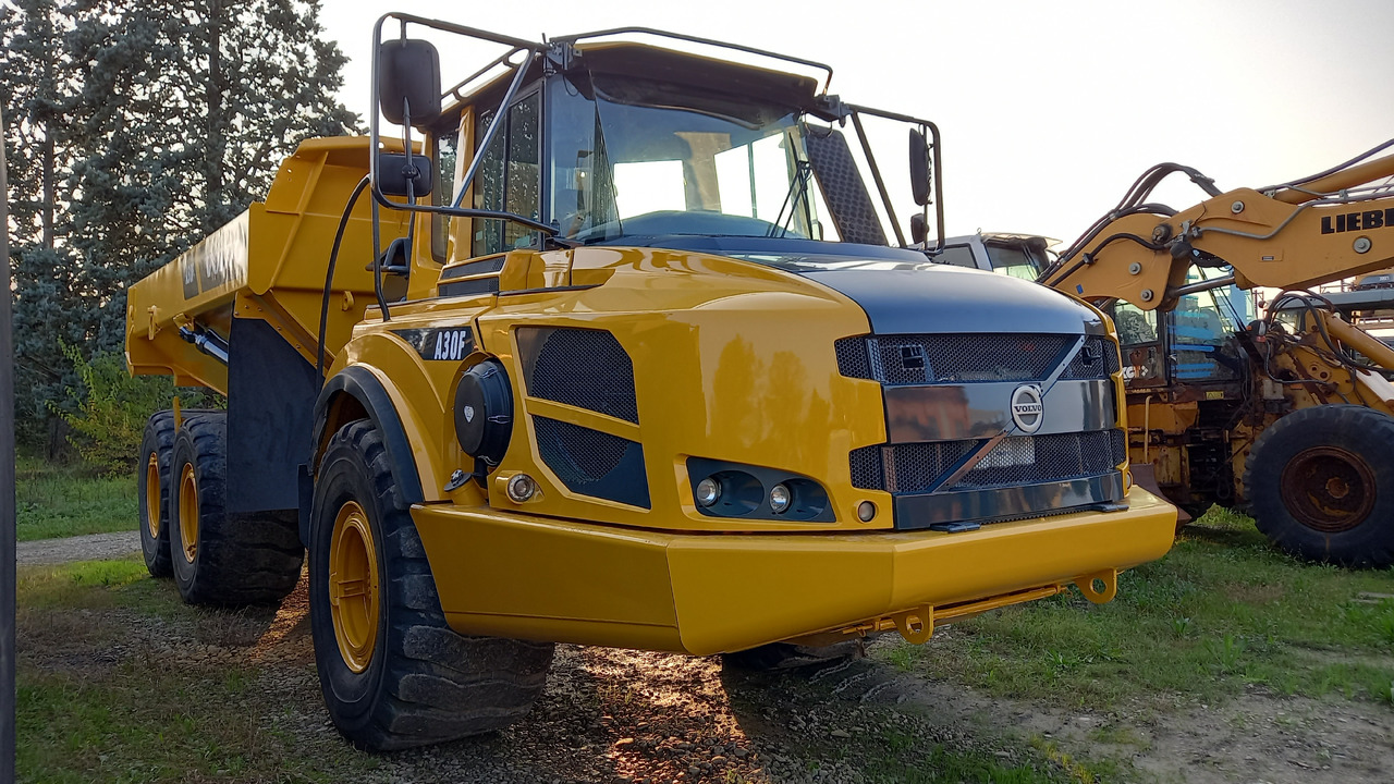 VOLVO A30F - Šarnyrinis savivartis: foto 3 VOLVO A30F - Šarnyrinis savivartis: foto 3